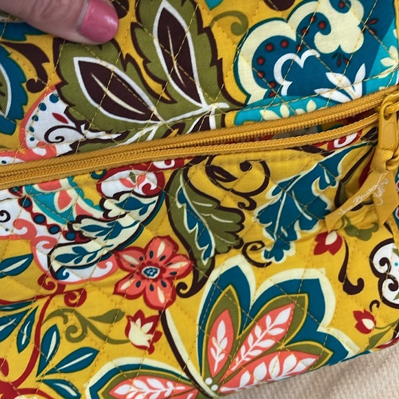 Vera Bradley Quilted Cotton On The Go Provençal Purse - Picture 5 of 7